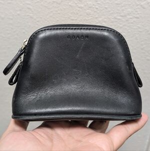 Coach Classic Vintage Dome Black Leather Legacy Rare Zip Coin Purse Cosmetic Y2K